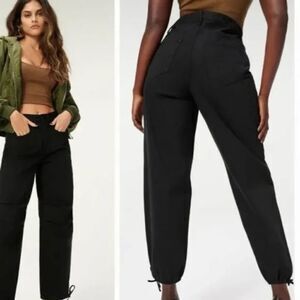 New GOOD AMERICAN Uniform Trousers In Black Size 2/26